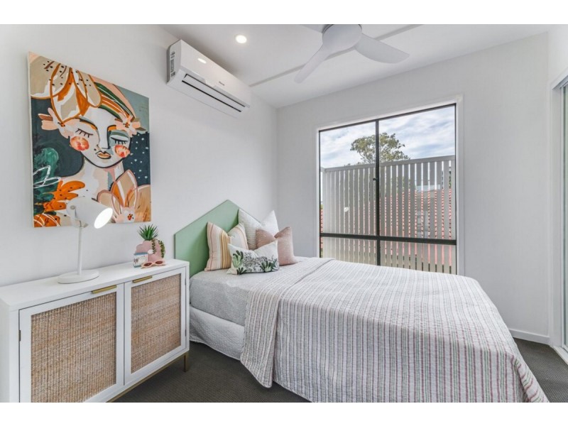 32 Ward Street, Southport QLD 4215