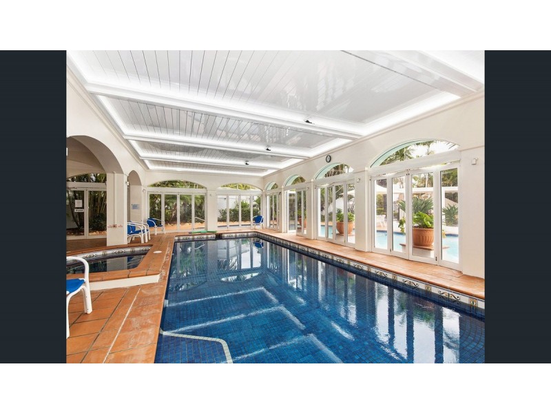 11/100 Cotlew Street East, Southport QLD 4215