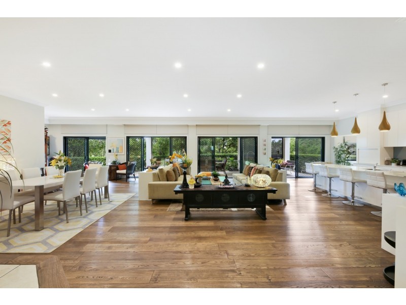 10 Arthur Payne Court, Worongary QLD 4213