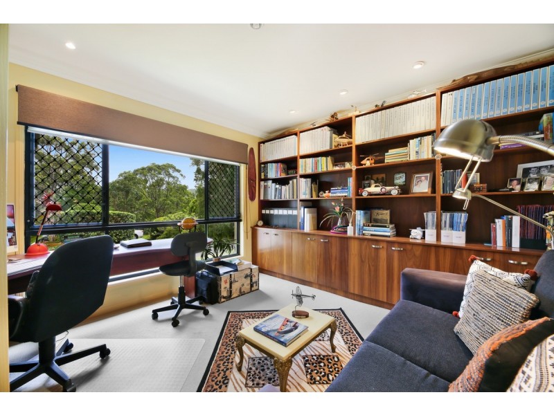 10 Arthur Payne Court, Worongary QLD 4213