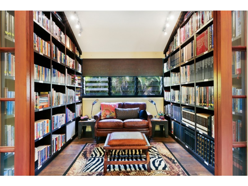 10 Arthur Payne Court, Worongary QLD 4213