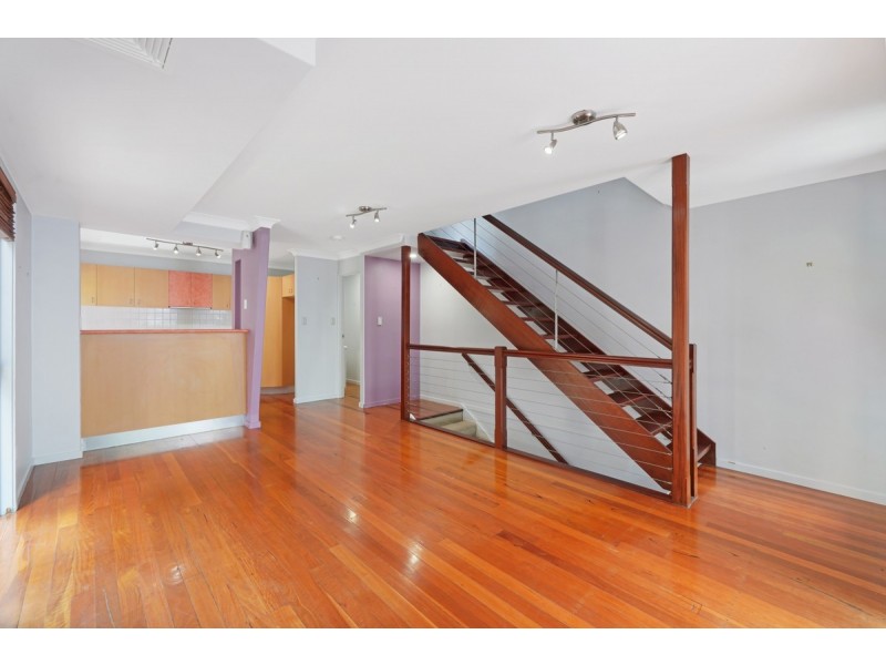 4/12 Brighton Street, Biggera Waters QLD 4216