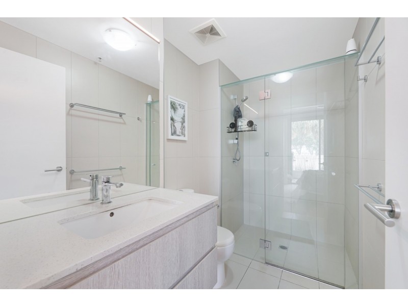 4/12 Brighton Street, Biggera Waters QLD 4216