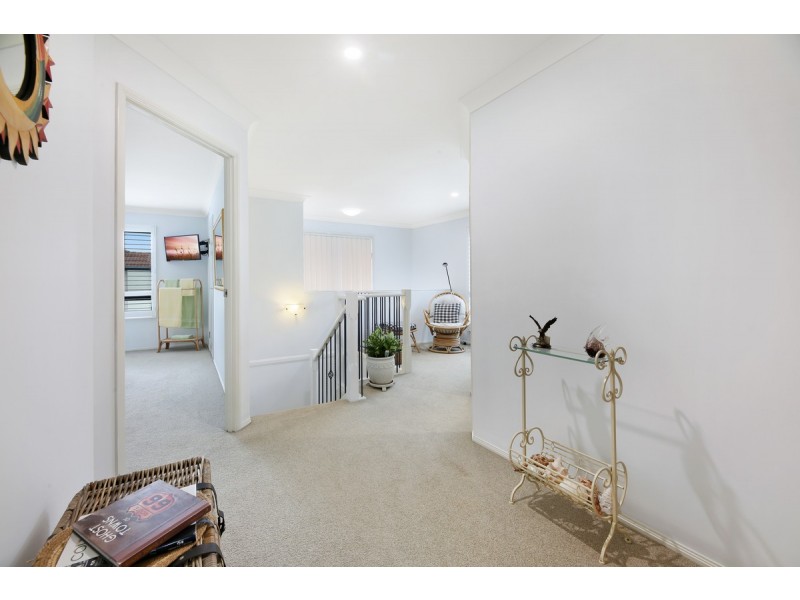 4/122 Pohlman Street, Southport QLD 4215