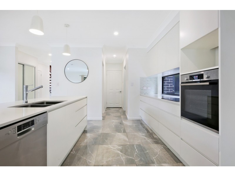 5 Margaret Street, Southport QLD 4215