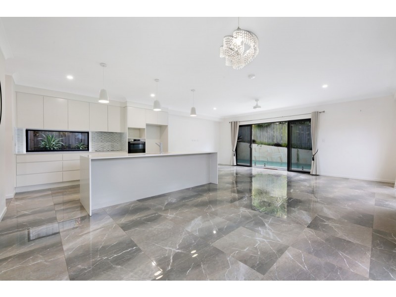 5 Margaret Street, Southport QLD 4215
