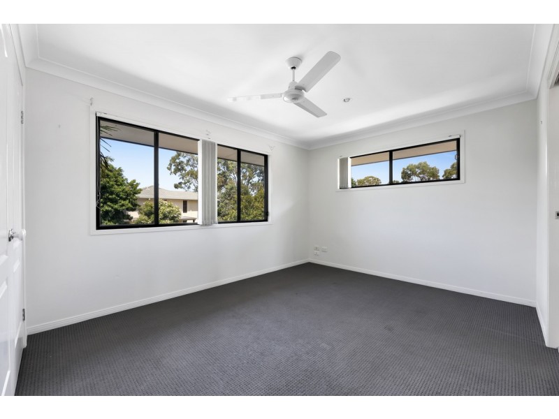 50 Tanzen Drive, Arundel QLD 4214