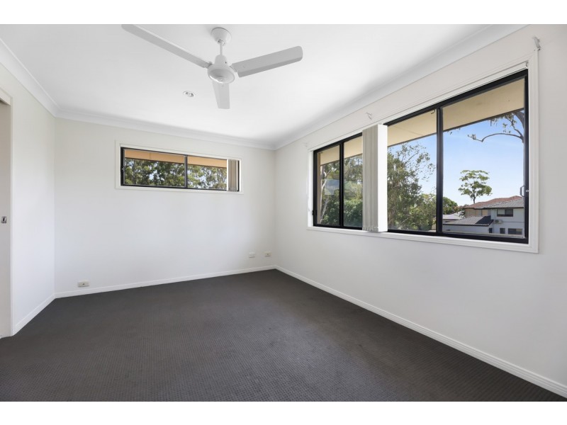 50 Tanzen Drive, Arundel QLD 4214