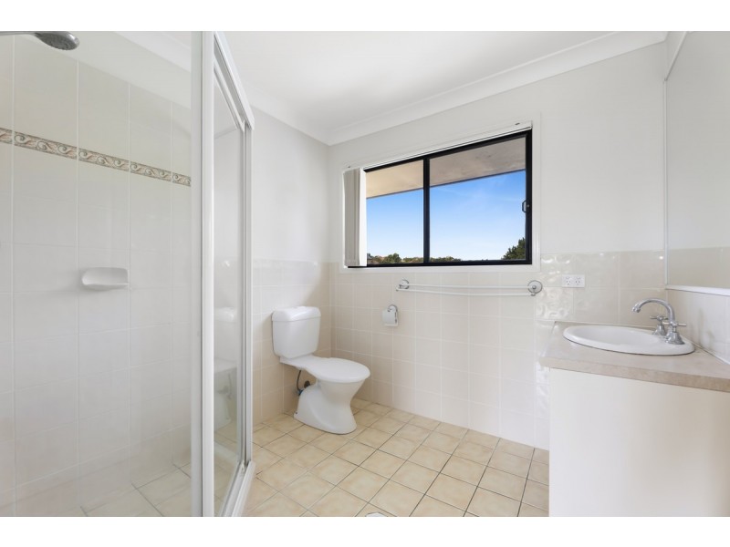 50 Tanzen Drive, Arundel QLD 4214