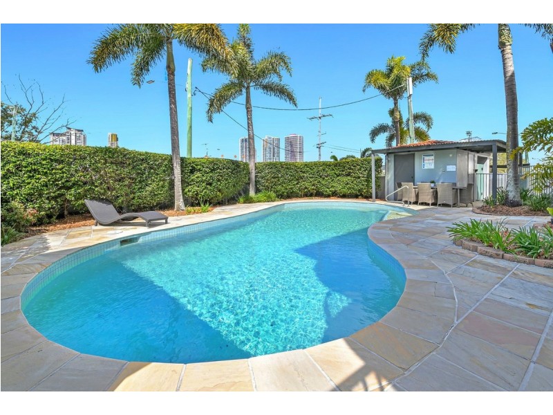 5/88 High Street, Southport QLD 4215