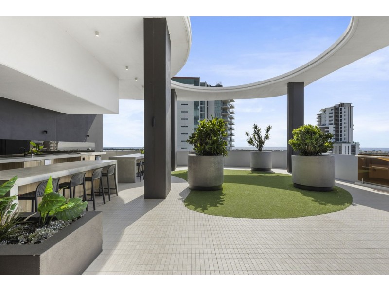 504/139 Scarborough Street, Southport QLD 4215