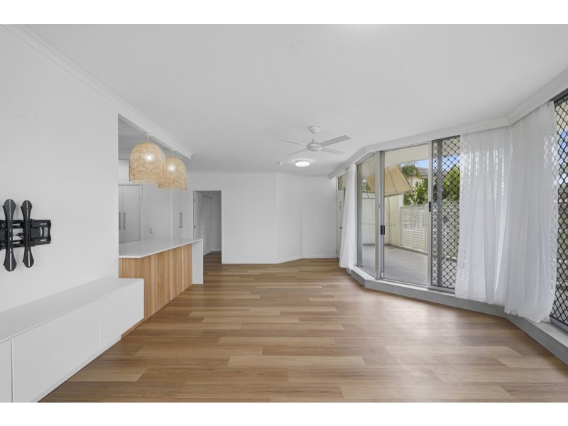 1/15 Brighton Street, Biggera Waters QLD 4216