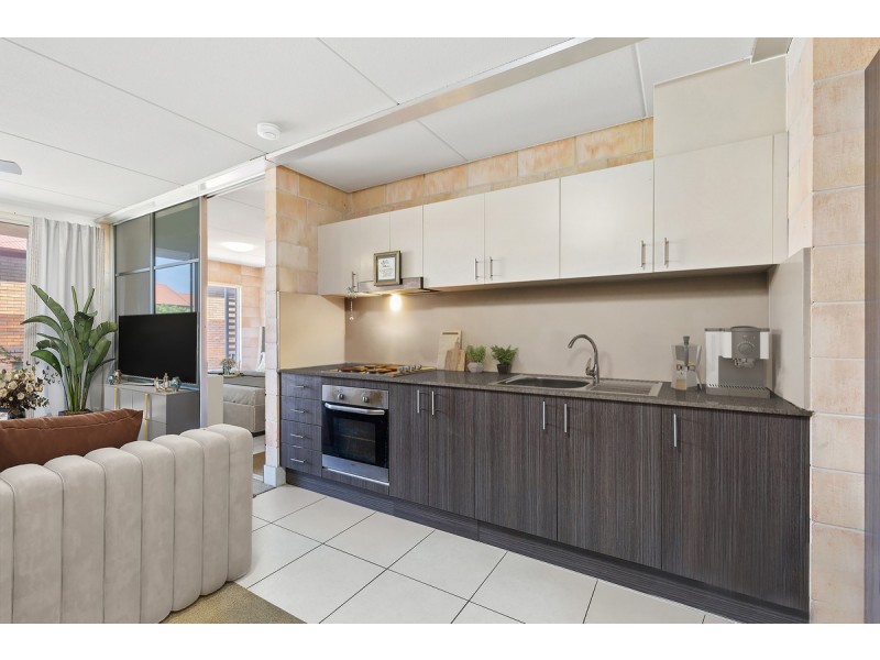 307A/96 High Street, Southport QLD 4215