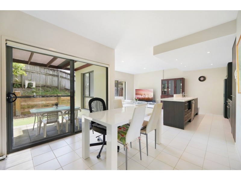 7/75 Benowa Road, Southport QLD 4215