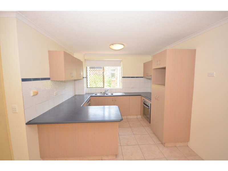 6/146 Marine Parade, Southport QLD 4215