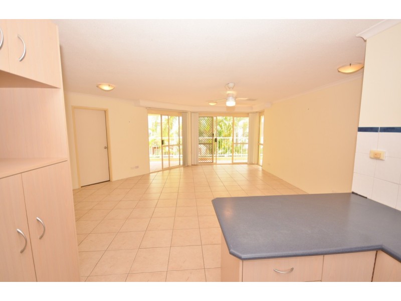 6/146 Marine Parade, Southport QLD 4215