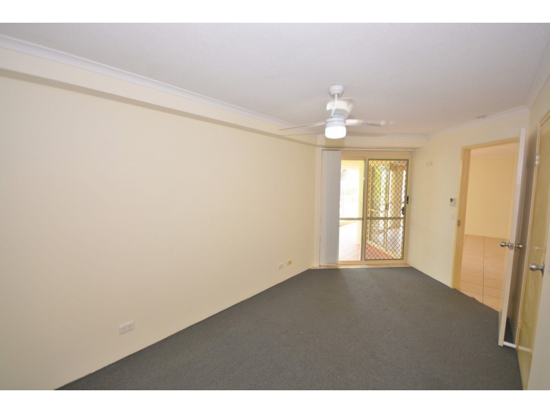 6/146 Marine Parade, Southport QLD 4215