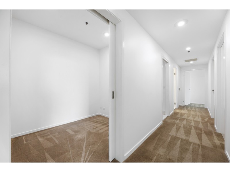 702/34 Scarborough Street, Southport QLD 4215