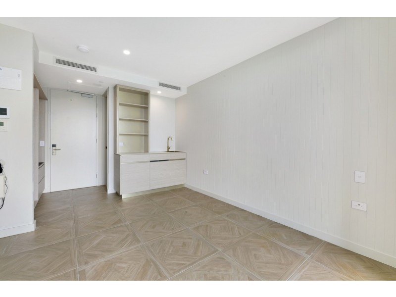 24 Queen Street, Southport QLD 4215