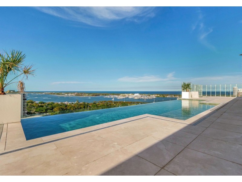 24 Queen Street, Southport QLD 4215