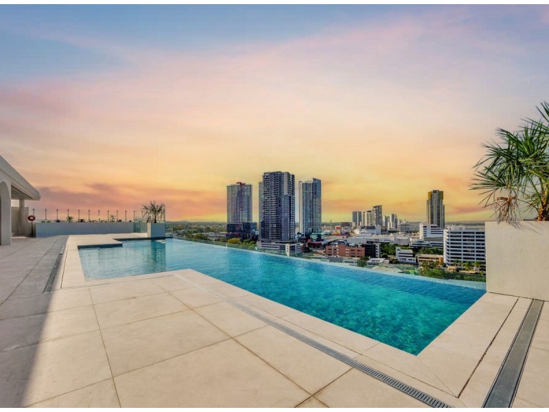 204 & 302/24 Queen Street, Southport QLD 4215