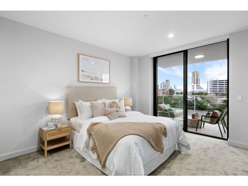 204 & 302/24 Queen Street, Southport QLD 4215