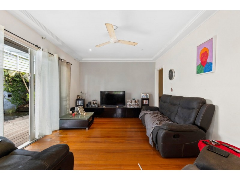 10 Alicia Street, Southport QLD 4215