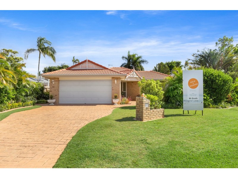 12 Helm Court, Mermaid Waters QLD 4218