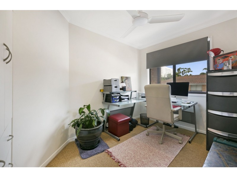 9/18 Garden Street, Southport QLD 4215