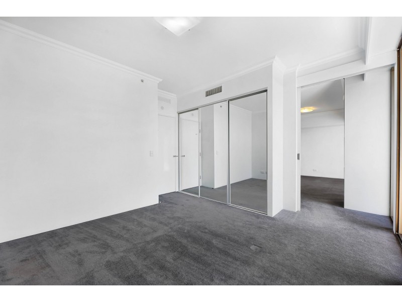 703/50 Marine Parade, Southport QLD 4215