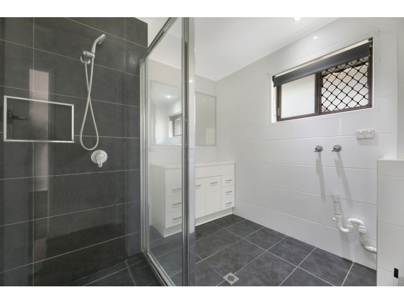 6/278 Marine Parade, Labrador QLD 4215