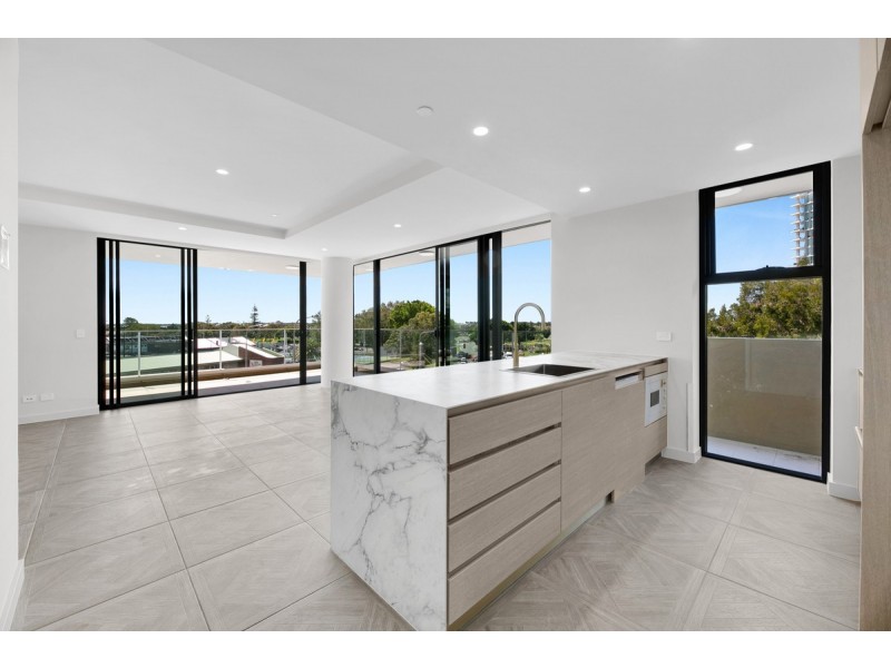 606/24 Queen, Southport QLD 4215