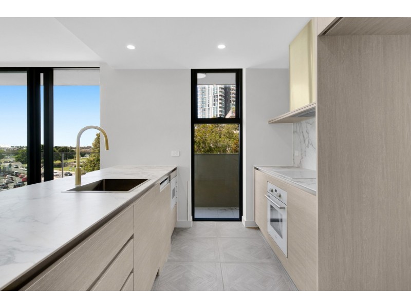 606/24 Queen, Southport QLD 4215