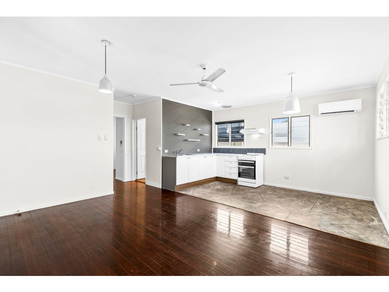 1/53 Johnston Street, Southport QLD 4215