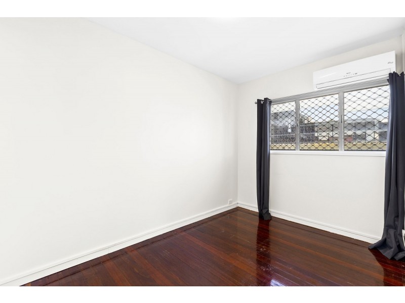 1/53 Johnston Street, Southport QLD 4215