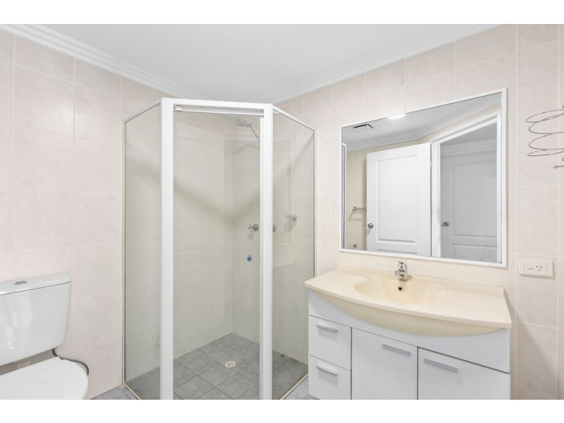 6/18 Rose Street, Southport QLD 4215