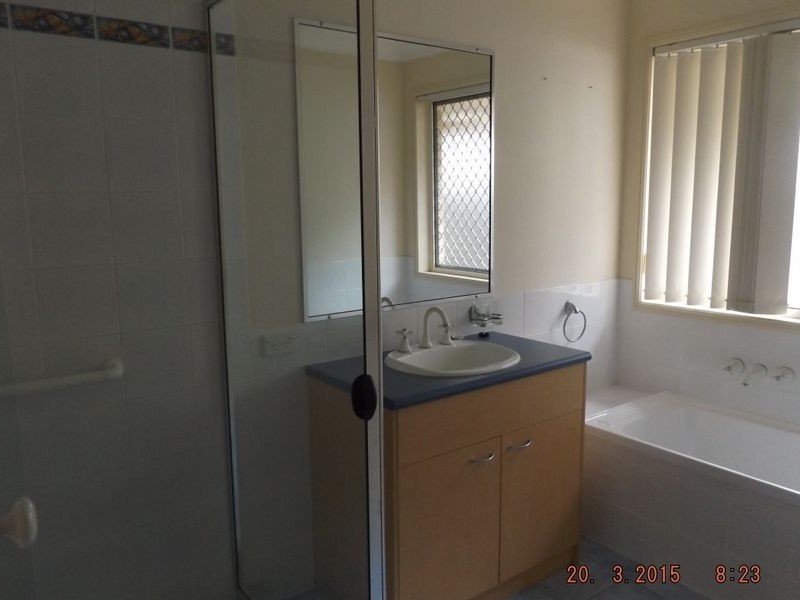 38 Eileen Avenue, Southport QLD 4215
