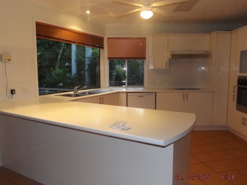 36 Jack Nicklaus Way, Parkwood QLD 4214