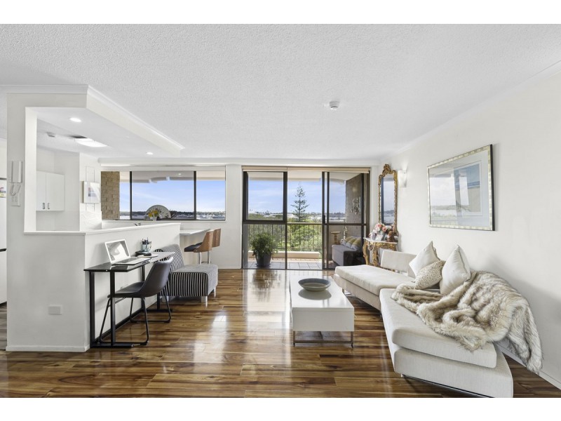 5F/10 Marine Parade, Southport QLD 4215