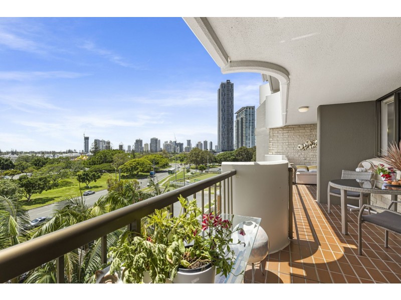 5F/10 Marine Parade, Southport QLD 4215