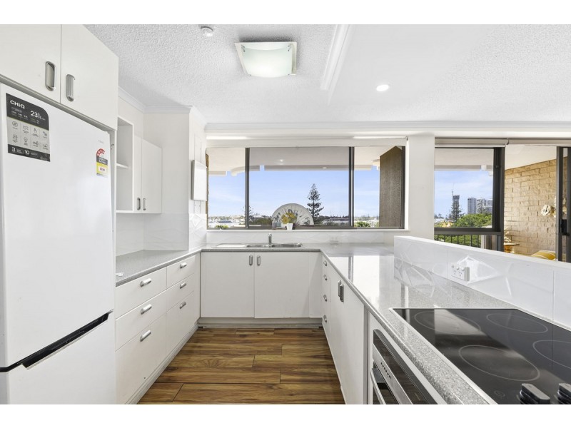 5F/10 Marine Parade, Southport QLD 4215