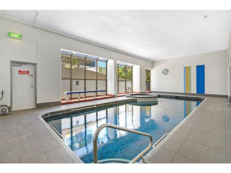 5F/10 Marine Parade, Southport QLD 4215