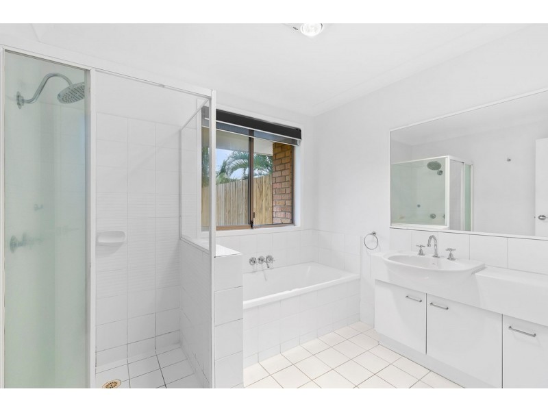 58/33 Edmund Rice Drive, Southport QLD 4215