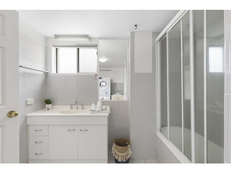 6/496 Marine Parade, Biggera Waters QLD 4216