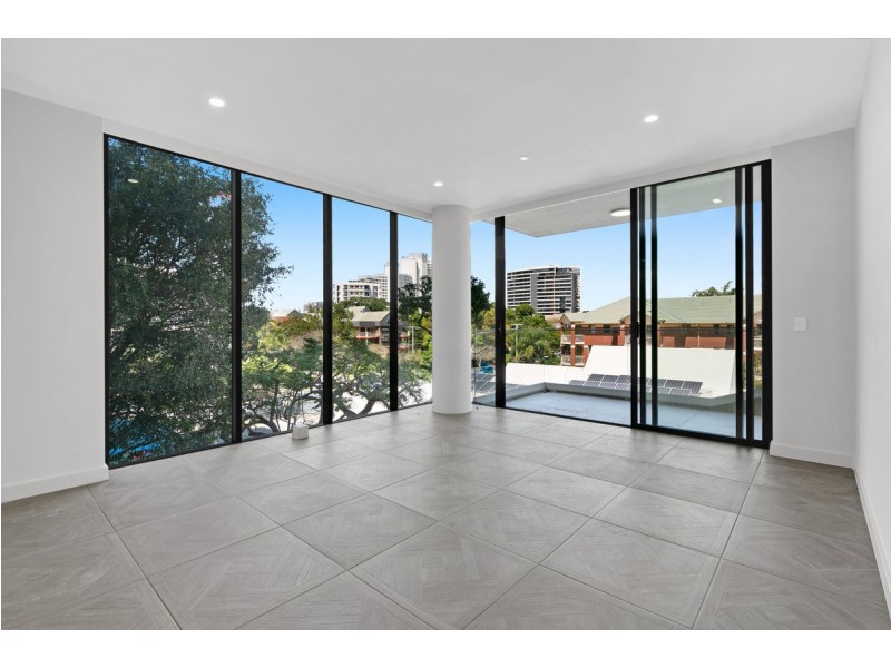 101/24 Queen, Southport QLD 4215