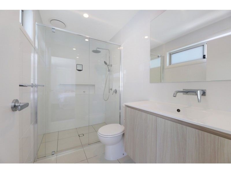 34/138 Central Street, Labrador QLD 4215