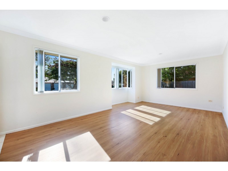 1/29 Kenny Drive, Labrador QLD 4215