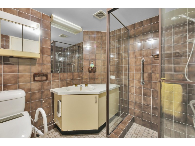 6B/10 Marine Parade, Southport QLD 4215