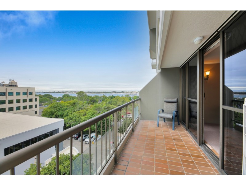 6B/10 Marine Parade, Southport QLD 4215