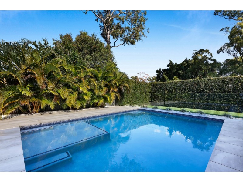 16 Tasman Avenue, Molendinar QLD 4214